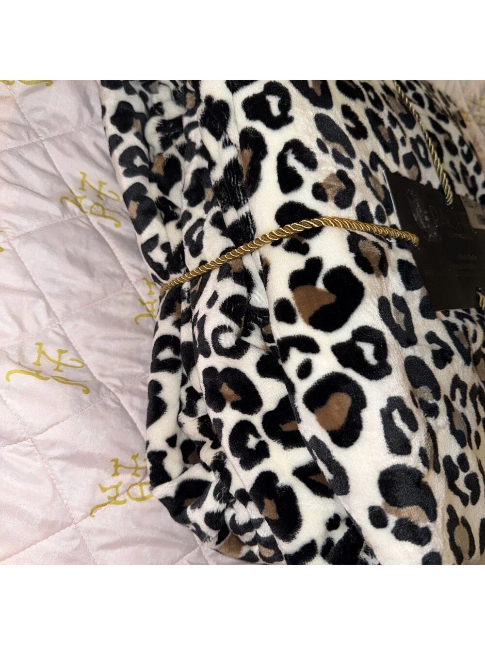 Rachel Roy Luxe Soft Plush Leopard Print Heavy Blanket Full/Queen 90x90 Soft